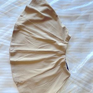 Heart & hips mini skirt